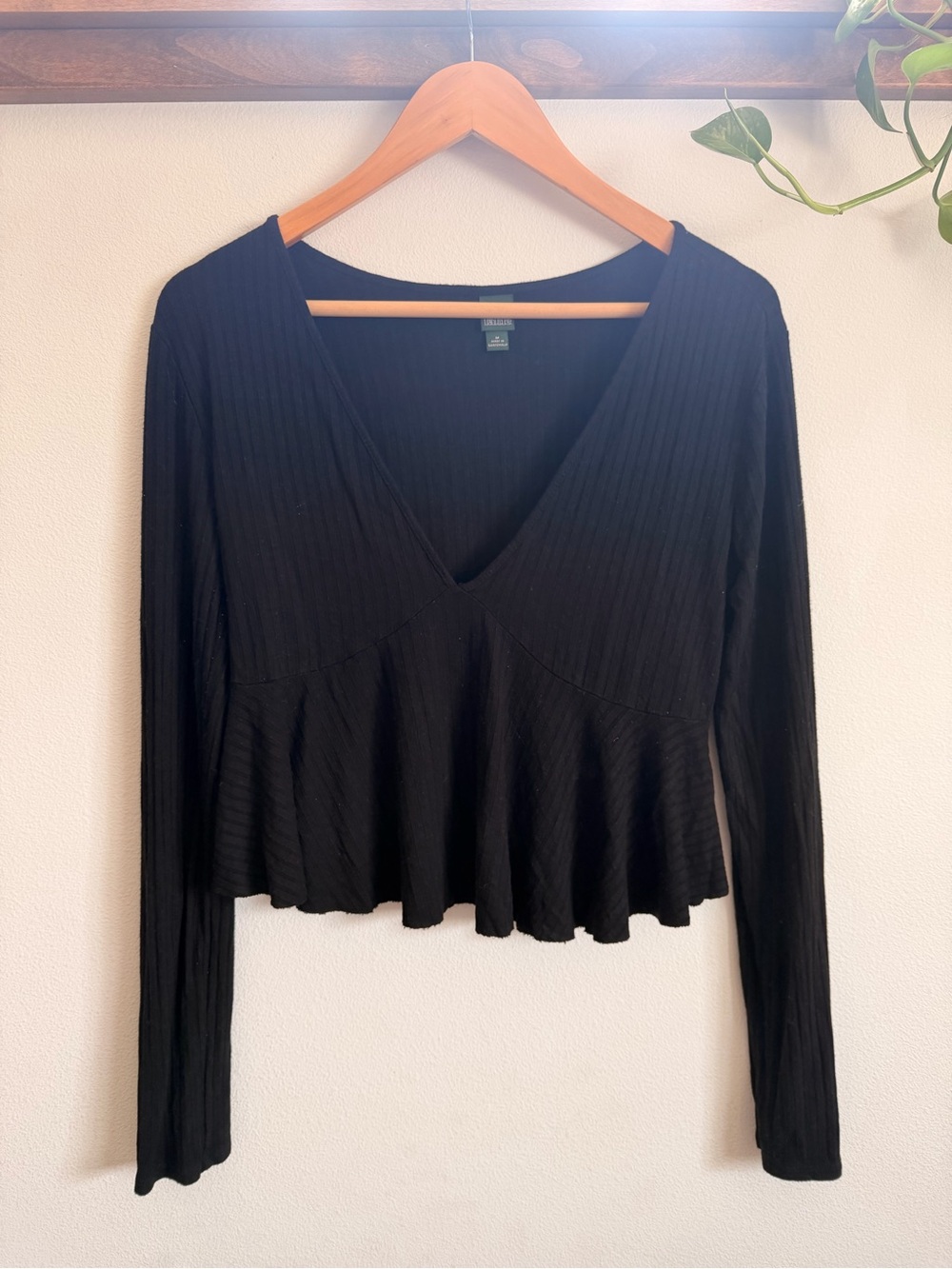 Wild Fable Black Ribbed V-Neck Peplum Long-Sleeve Top - Size M